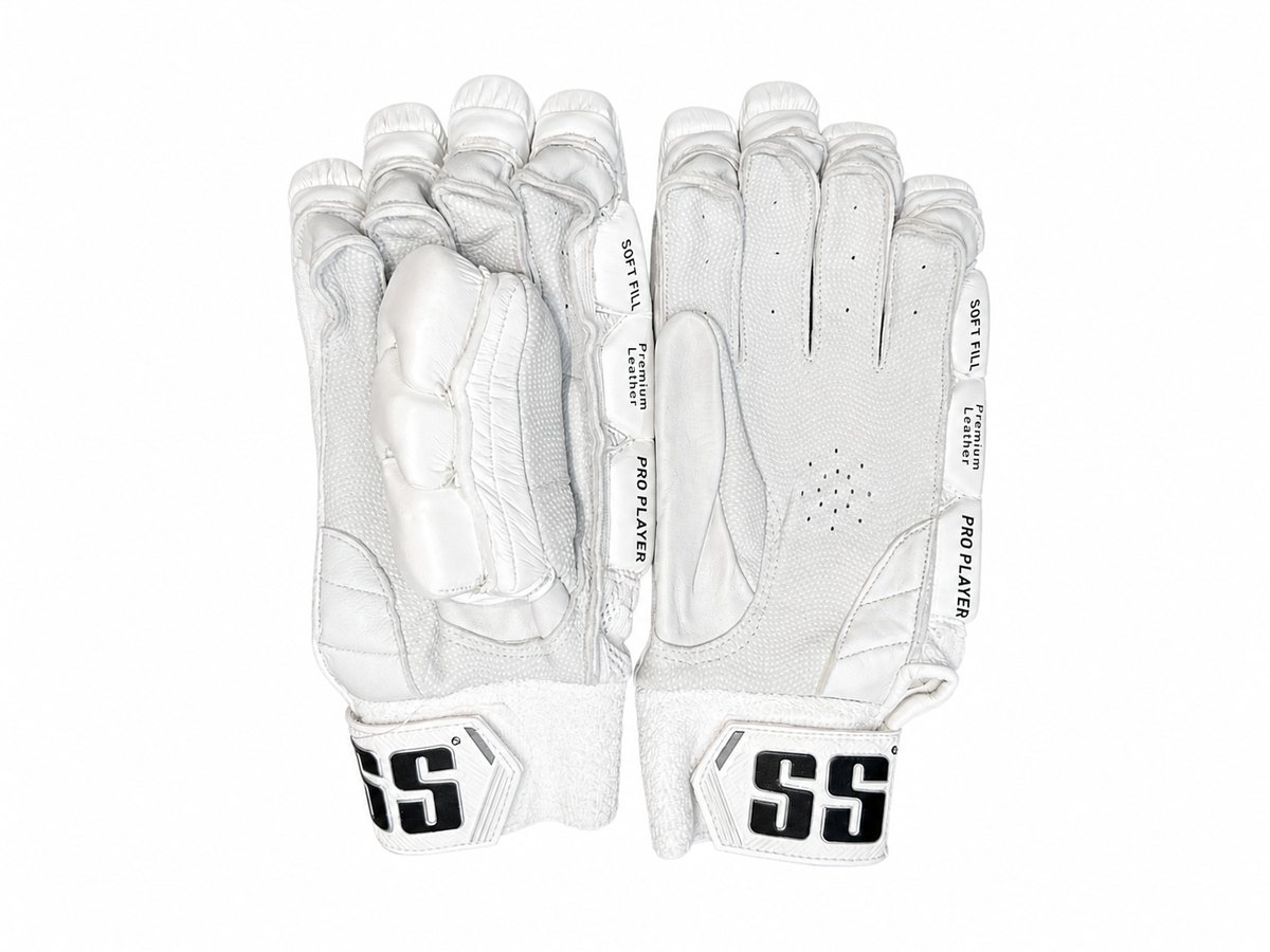 SS PRO PLAYER GLOVES (25)